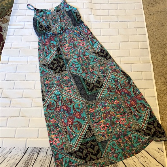 Luscious Paisley Patchwork Maxi Dress - Picture 2 of 6